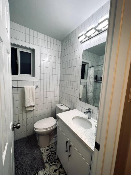 위니펙 Walking Distance To St Boniface, Easy Parking 빌라 외부 사진