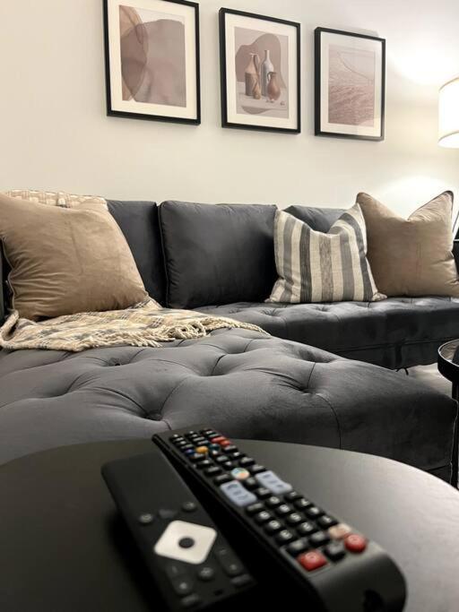 위니펙 Walking Distance To St Boniface, Easy Parking 빌라 외부 사진