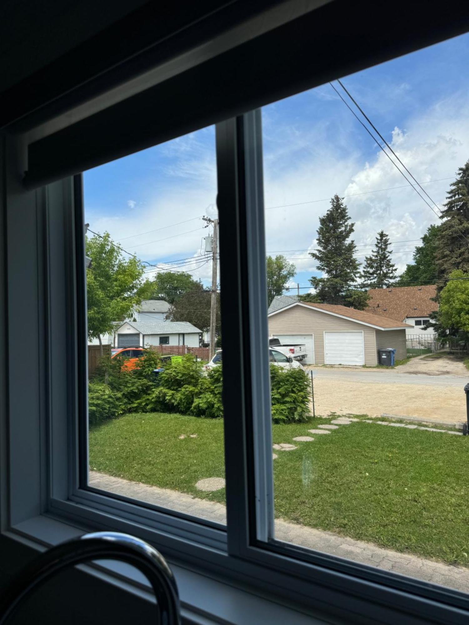 위니펙 Walking Distance To St Boniface, Easy Parking 빌라 외부 사진